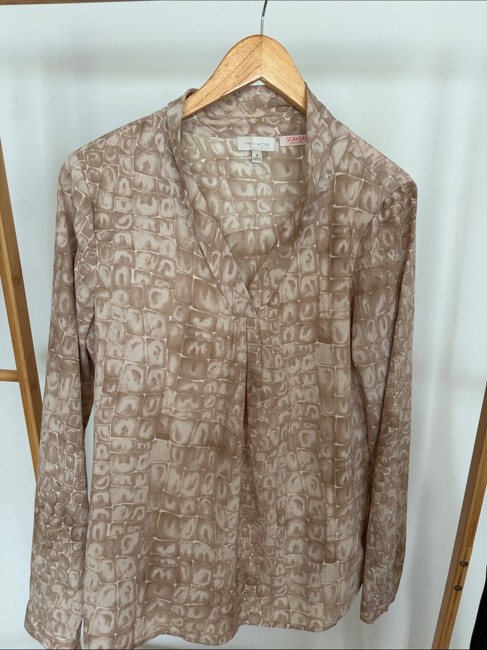 The Limited Taupe Printed V-Neck Long Sleeve Blouse